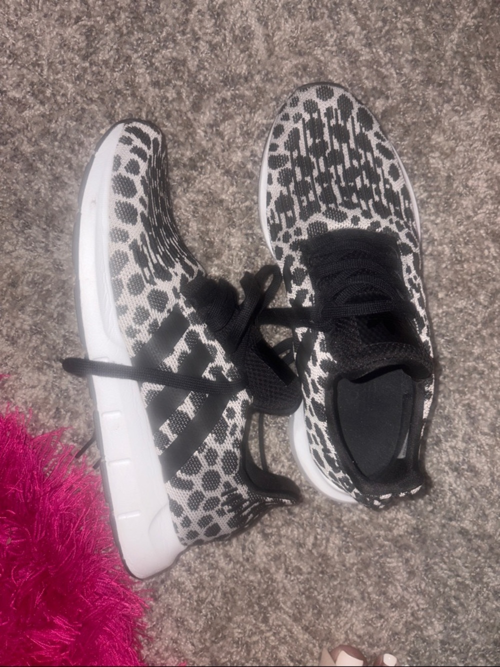 adidas Women's Black & White Patterned Athletic Shoes